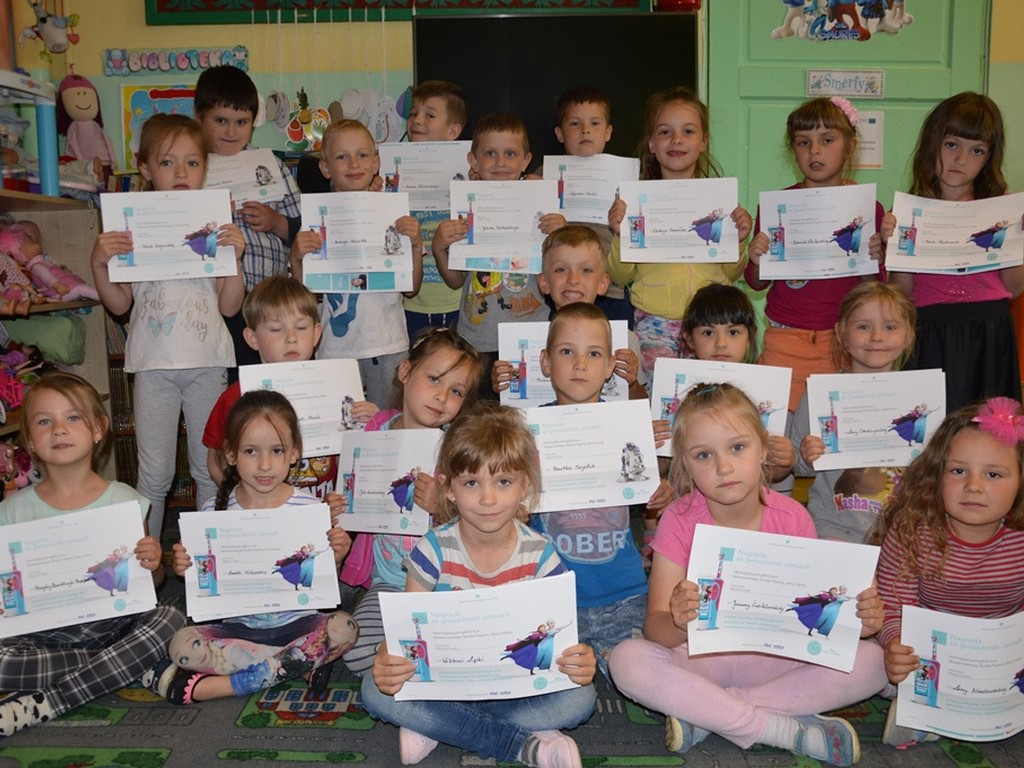 Dzieci dowiedziały się jak ważne jest dbanie o zęby [ZDJĘCIA]