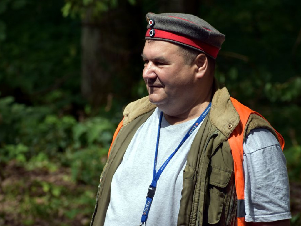 Motocyklowe spotkanie z historią w Wilczym Szańcu [ZDJĘCIA]