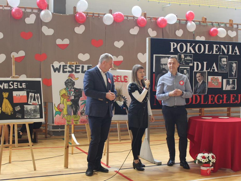 Pokolenia dla Niepodległej w Powiatowym Centrum Edukacyjnym [ZDJĘCIA]