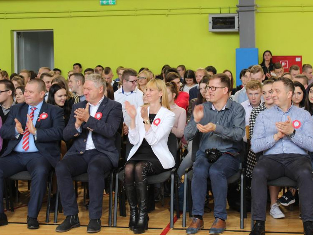 Pokolenia dla Niepodległej w Powiatowym Centrum Edukacyjnym [ZDJĘCIA]