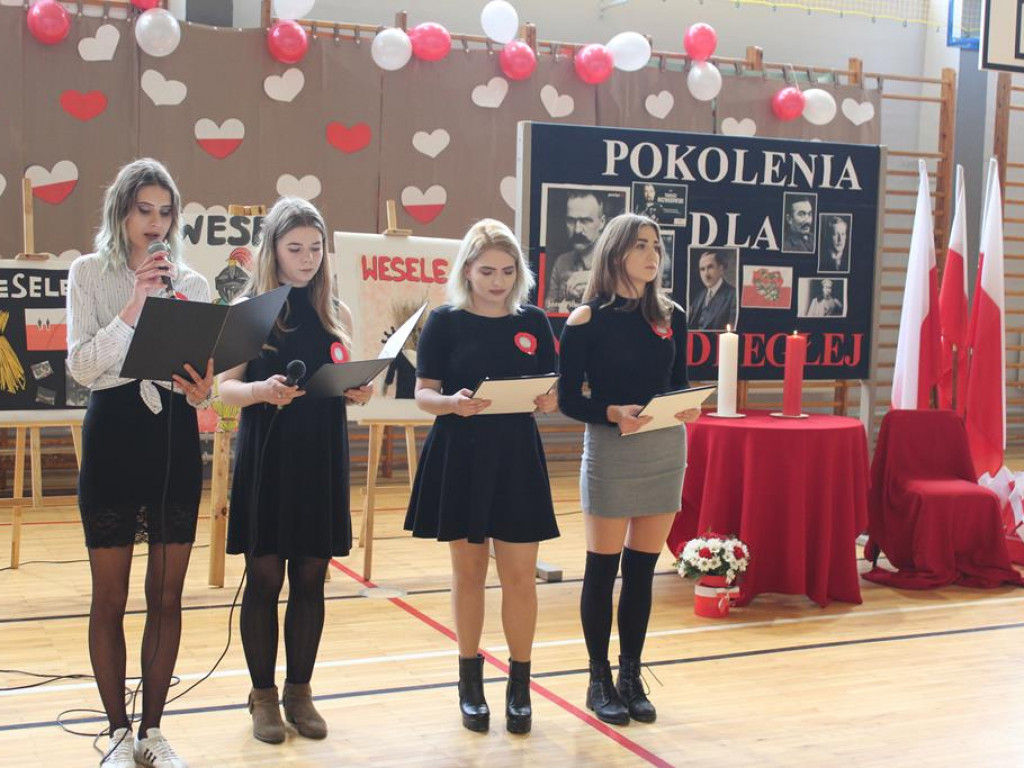 Pokolenia dla Niepodległej w Powiatowym Centrum Edukacyjnym [ZDJĘCIA]