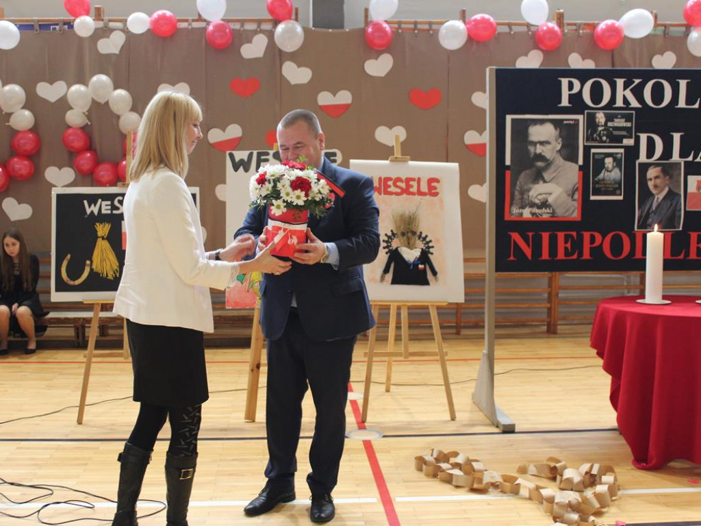 Pokolenia dla Niepodległej w Powiatowym Centrum Edukacyjnym [ZDJĘCIA]