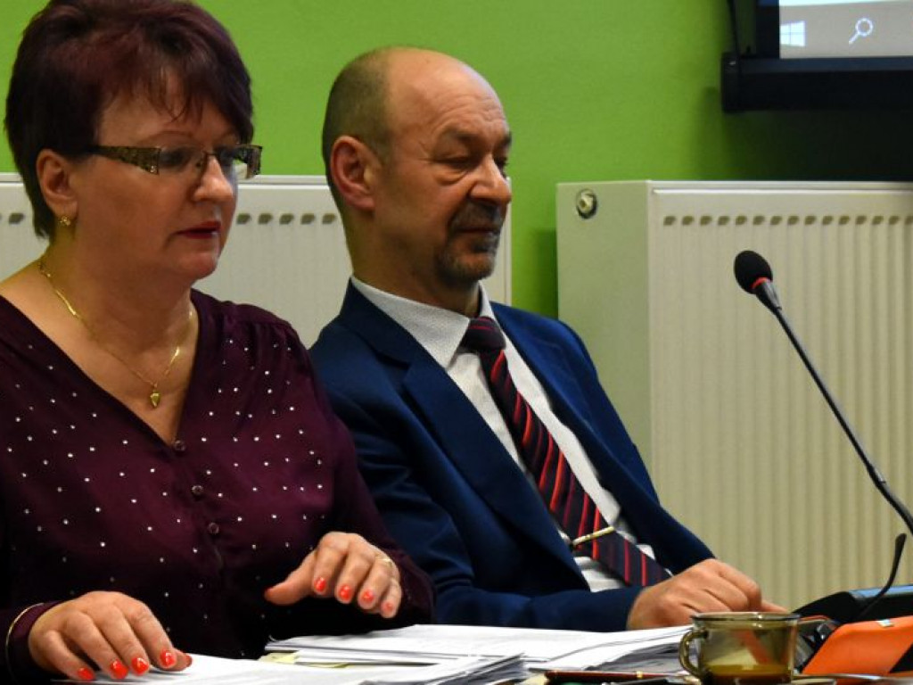 Burmistrz Korsz przedstawił radnym efekty 13 lat pracy
