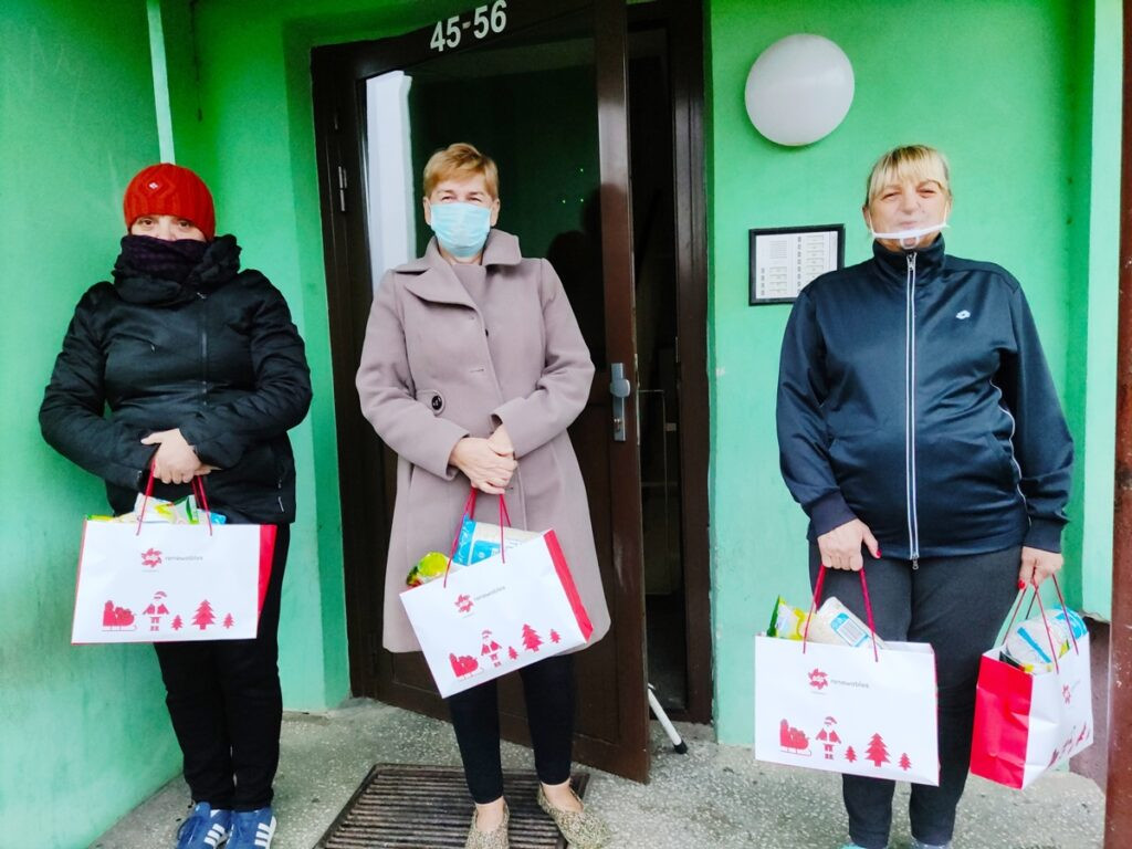 200 paczek świątecznych trafiło do artystów z gminy Korsze