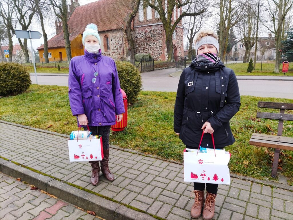 200 paczek świątecznych trafiło do artystów z gminy Korsze