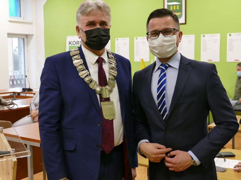 Burmistrz Korsz już po ślubowaniu