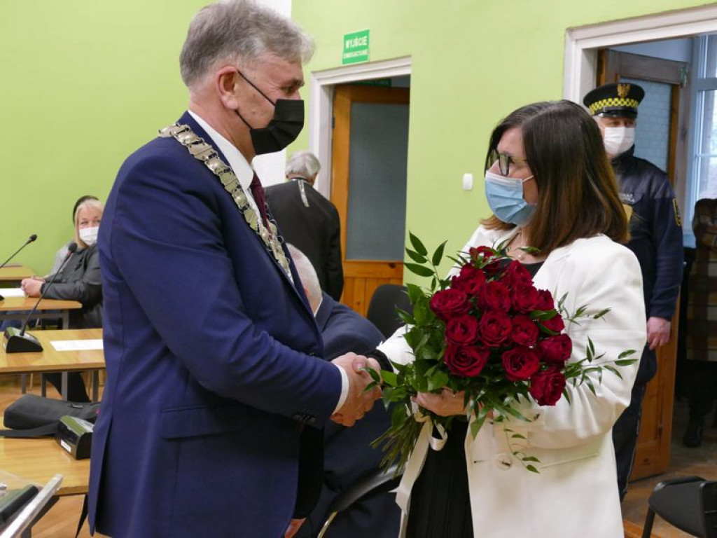 Burmistrz Korsz już po ślubowaniu
