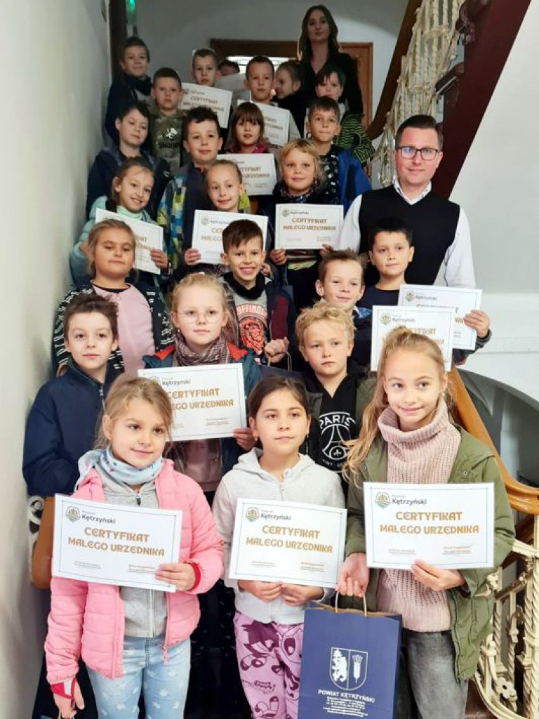 Idzie nowe! Dzieci z wizytą w starostwie