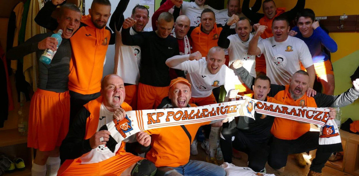 B-klasa: Pomarańczowa ofensywa z Korsz