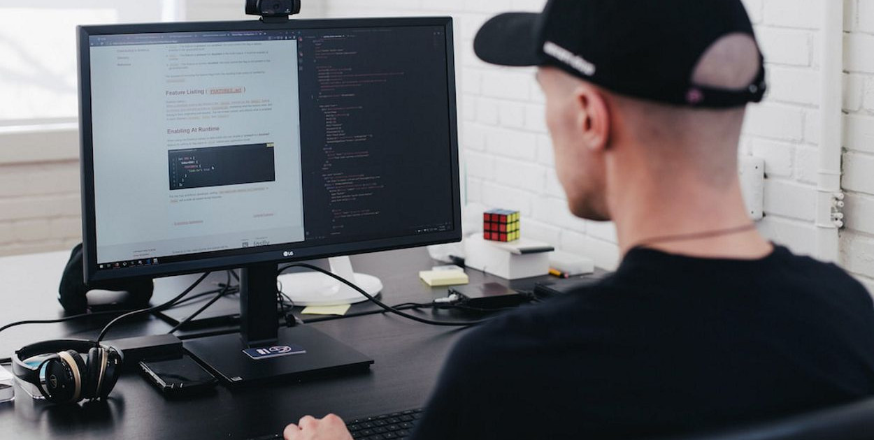 Jak założyć kanał na YouTube? Wszystko, co musisz o tym wiedzieć!