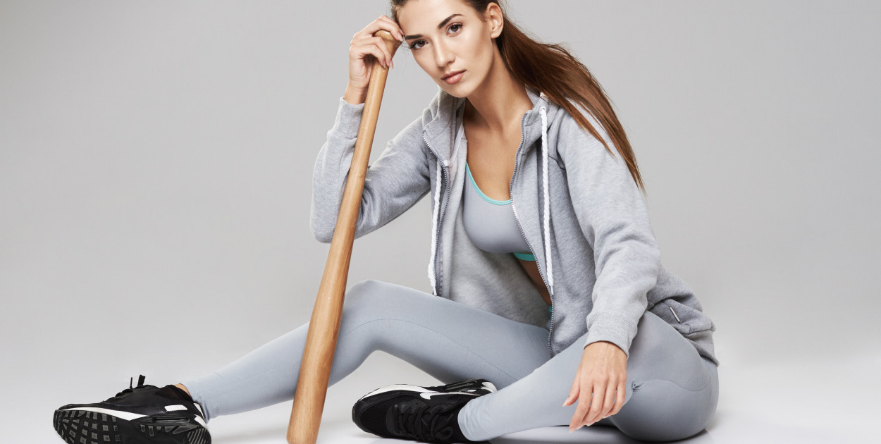 Komfort i styl na co dzień – przewodnik po markowych dresach