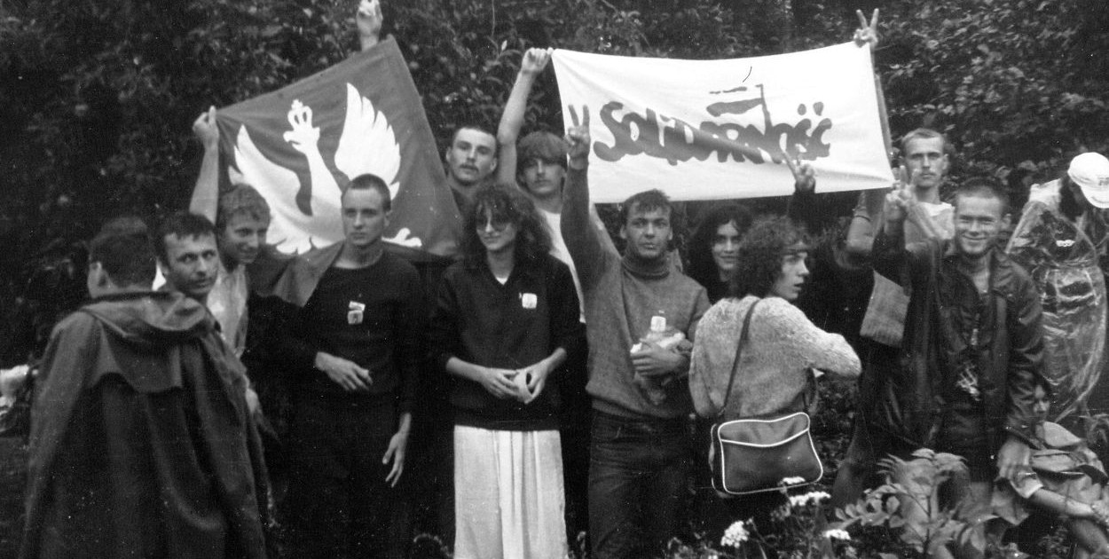 Młodzi kętrzynianie pielgrzymowali w grupie polsko-węgierskiej, której pomysłodawcą i przewodnikiem był O. Bronisław Sroka. Fot. Archiwum