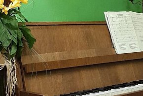 Można zrobić coś dobrego, czyli… pianino dla Srokowa!-218540