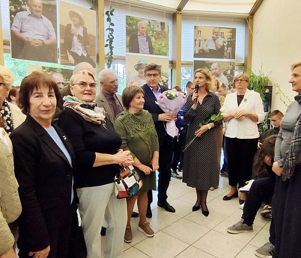 W Loży można obejrzeć fotografie, które poruszają i skłaniają do refleksji-224689