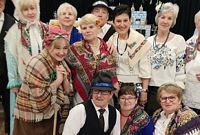 Aktorzy-seniorzy przedstawili scenki z wesela-226338