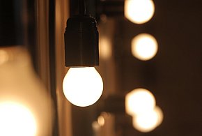 Rachunki za prąd pójdą w dół. Rząd usuwa opłatę doliczaną od lat-226400