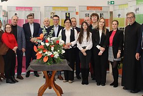 Interesująca wystawa otwarta w szkole rolniczej w Karolewie