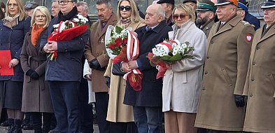 Kolejna lekcja patriotyzmu na lotnisku w Wilamowie