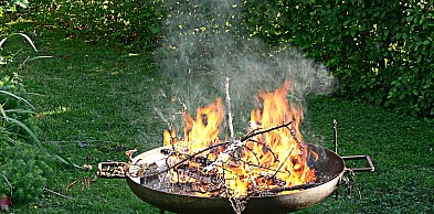 Ogród jako miejsce spotkań - jak stworzyć idealną przestrzeń do grillowania i rela