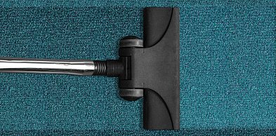 Szorowarki do dywanów i odkurzacz do pracy na sucho i mokro – jak wybrać sprzęt, k