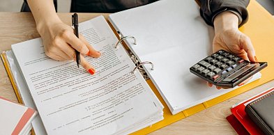 Sprzedaż mieszkania a podatek – jak legalnie zmniejszyć zobowiązanie wobec fiskusa