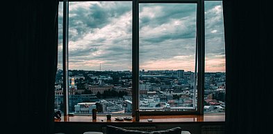 Okna drewniane czy PVC - które rozwiązanie będzie lepsze?