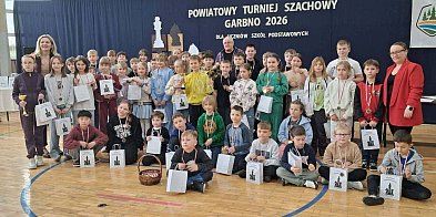 Wielkie emocje w Garbnie. Młodzi mistrzowie przy szachownicach