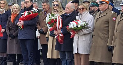 Kolejna lekcja patriotyzmu na lotnisku w Wilamowie