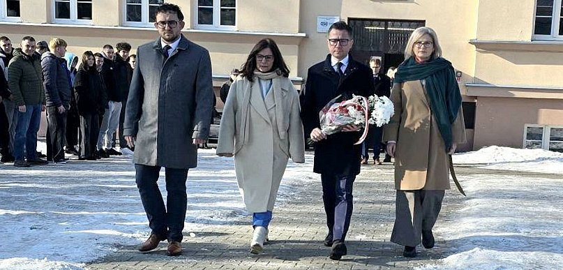 W Reszlu uczczono pamięć Macieja Rataja, patrona szkoły