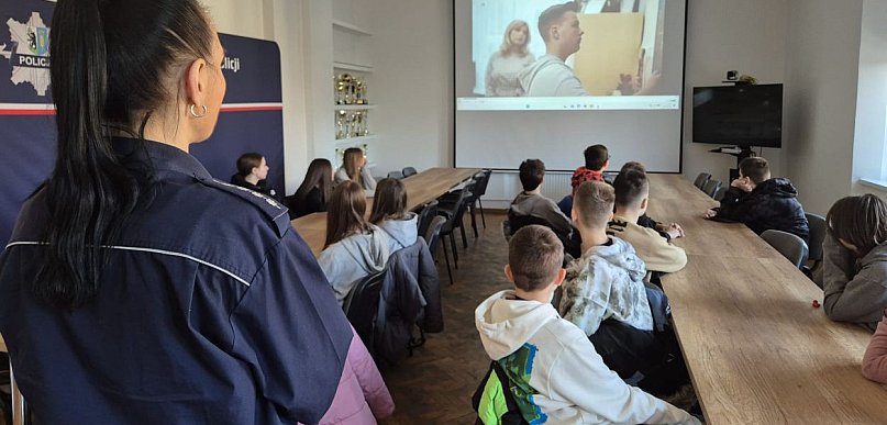 Szczera rozmowa o emocjach, odpowiedzialności i odwadze reagowania