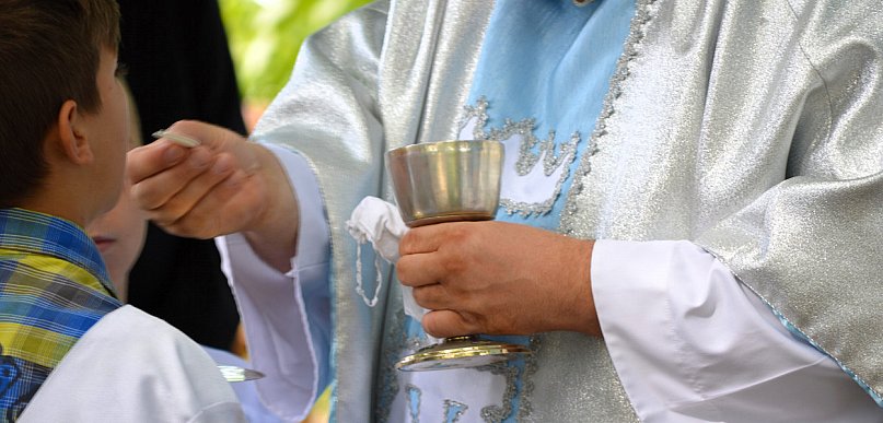 Wykorzystywanie małoletnich w Kościele. Episkopat ogłasza ważną decyzję