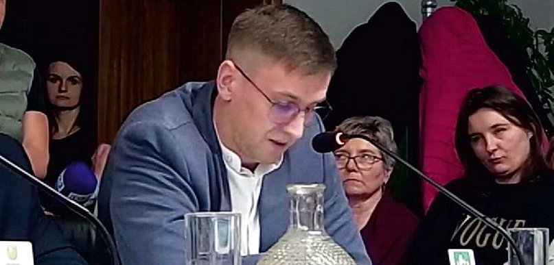 Radni z Barcian zdecydowali: Lizak bez mandatu!