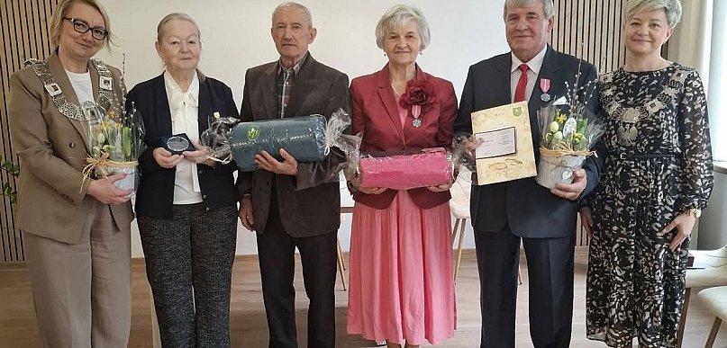 Złote i diamentowe jubileusze w Barcianach - święto miłości i wspólnych lat