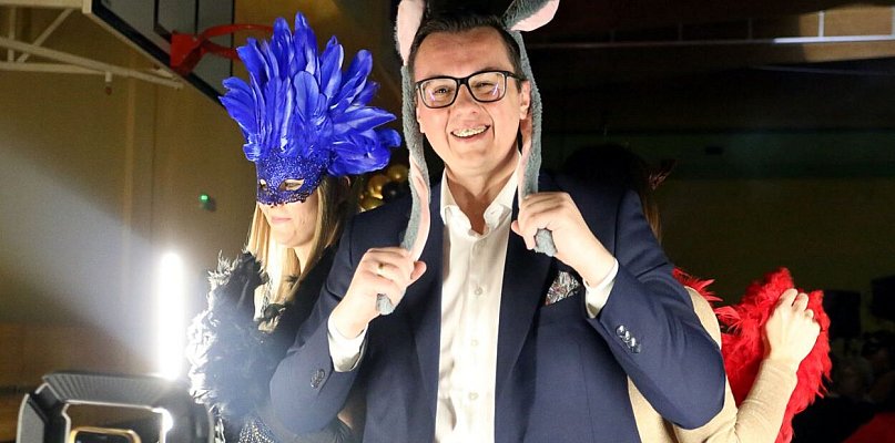 Lizurej pajacuje, bo obietnic nie dotrzymuje?